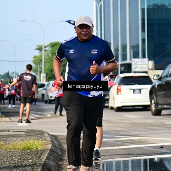 Runner Photo 6017588