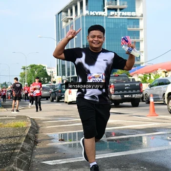 Runner Photo 6017599