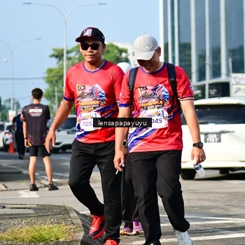Runner Photo 6017600