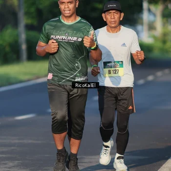 Runner Photo 6017607