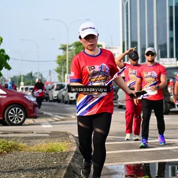 Runner Photo 6017613
