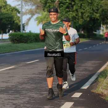 Runner Photo 6017620