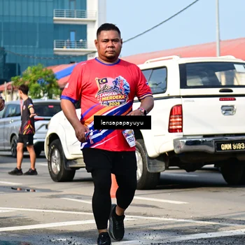 Runner Photo 6017632