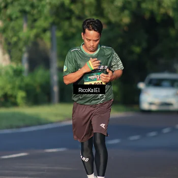 Runner Photo 6017650