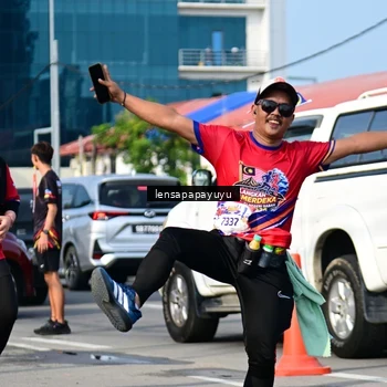 Runner Photo 6017662