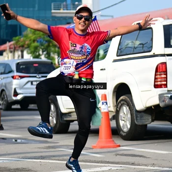 Runner Photo 6017663