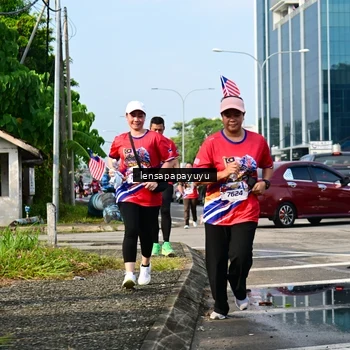 Runner Photo 6017684