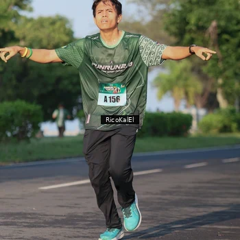 Runner Photo 6017686