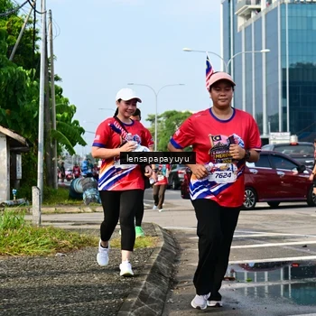 Runner Photo 6017687