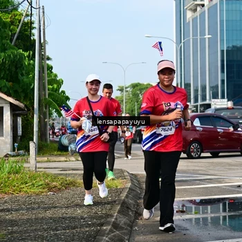 Runner Photo 6017688