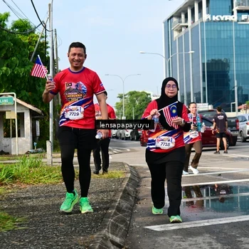 Runner Photo 6017696