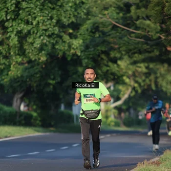 Runner Photo 6017698