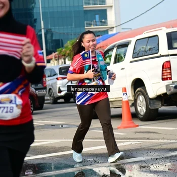 Runner Photo 6017707