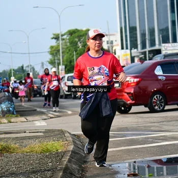 Runner Photo 6017717