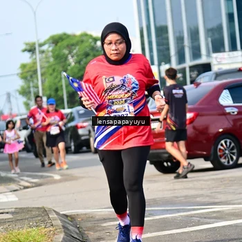 Runner Photo 6017718