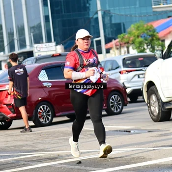 Runner Photo 6017720