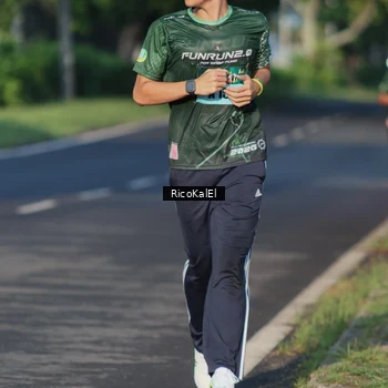 Runner Photo 6017723