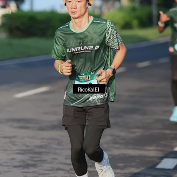 Runner Photo 6017735