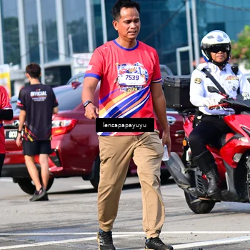 Runner Photo 6017747
