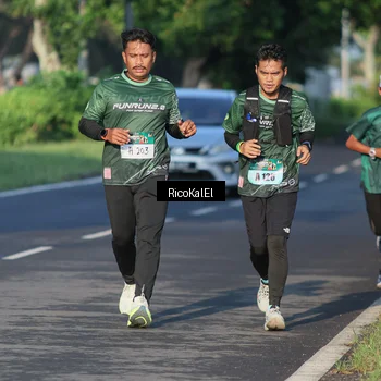 Runner Photo 6017762