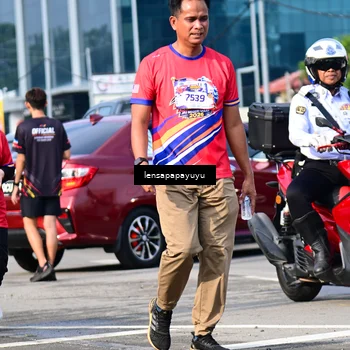 Runner Photo 6017764