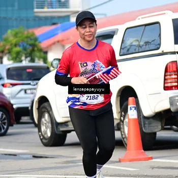Runner Photo 6017774