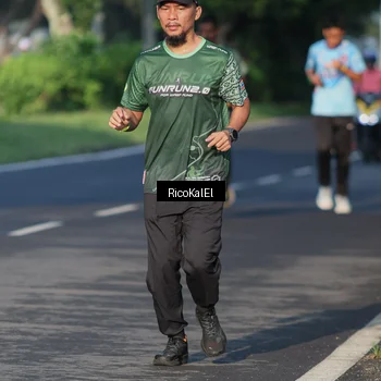 Runner Photo 6017775