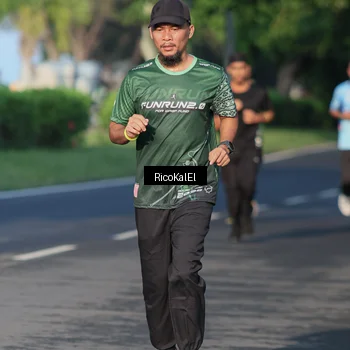 Runner Photo 6017786