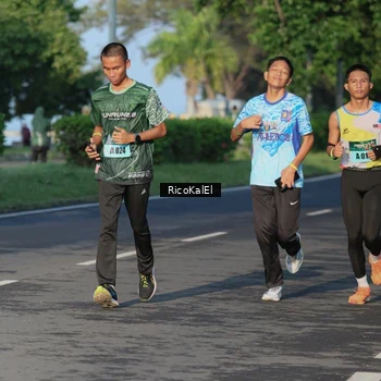 Runner Photo 6017788