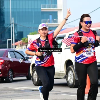 Runner Photo 6017802