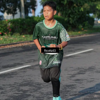Runner Photo 6017809