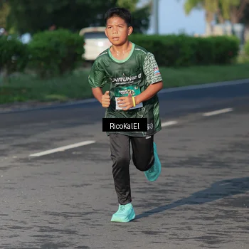 Runner Photo 6017812