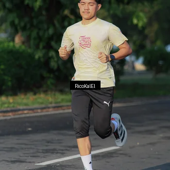 Runner Photo 6017817