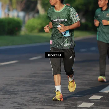 Runner Photo 6017823