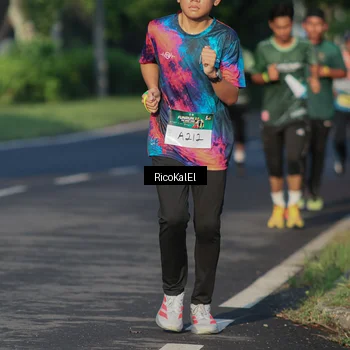 Runner Photo 6017824