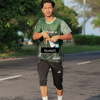 Runner Photo 6017832
