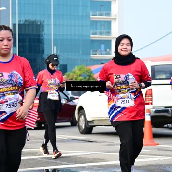 Runner Photo 6017835