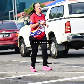 Runner Photo 6017857