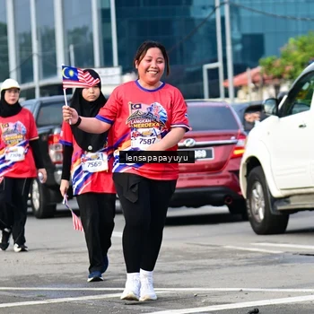 Runner Photo 6017865