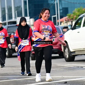 Runner Photo 6017894