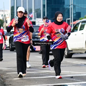 Runner Photo 6017899