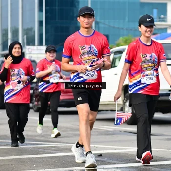 Runner Photo 6017907