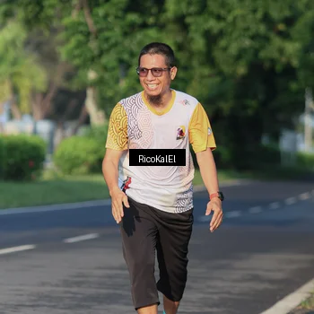 Runner Photo 6017911