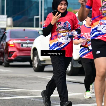 Runner Photo 6017917