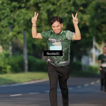 Runner Photo 6017918