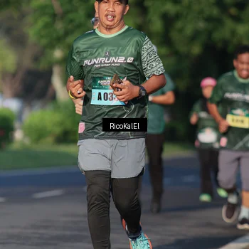 Runner Photo 6017929