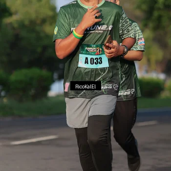 Runner Photo 6017932