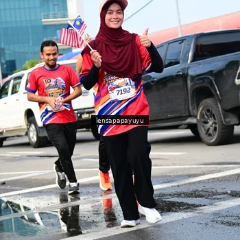 Runner Photo 6017935
