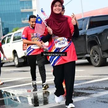 Runner Photo 6017940