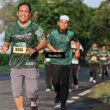 Runner Photo 6017943